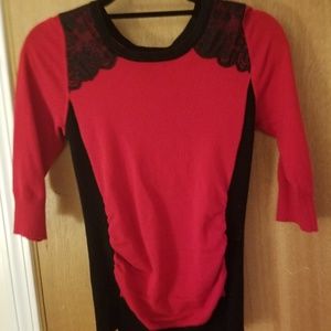 3/4 sleeve lace detail shirt